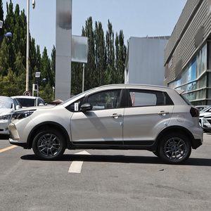 プレミアムオートGeely Gx3 Pro 1.5L CVT自動車両小型Suvガス車Gx3 Pro Geely 2025ドバイ輸出用キーレスエントリー付き - Product Image 3