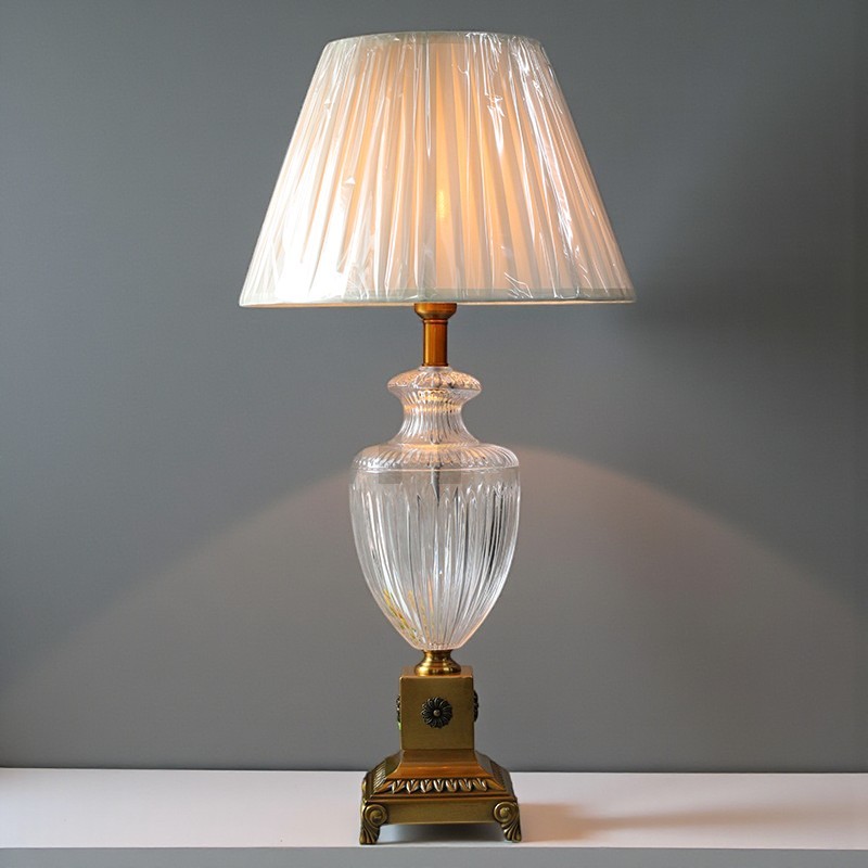 สีดำสีกากี