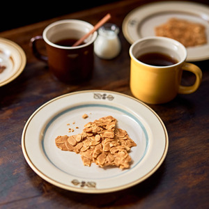 クラシックルックフルレトロスタイルシンプル磁器プレートボウルマグ高級セラミック料理ディナーセット - Product Image 6