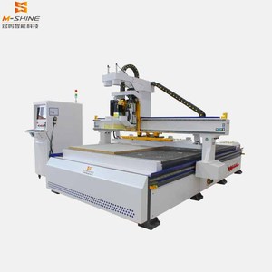 Máquina enrutadora Cnc Atc 1828 para fabricación de muebles de cocina con puerta de madera, máquina enrutadora Cnc para madera - Product Image 1