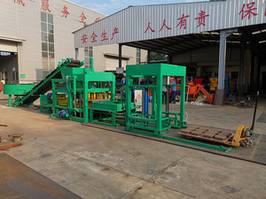 Máquina de fabricación de bloques huecos de hormigón automático hidráulico, máquina de ladrillo macizo en Libia - Product Image 6