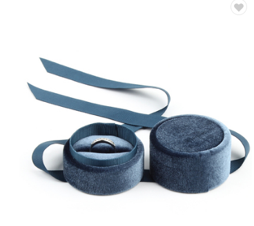 Caja azul del anillo