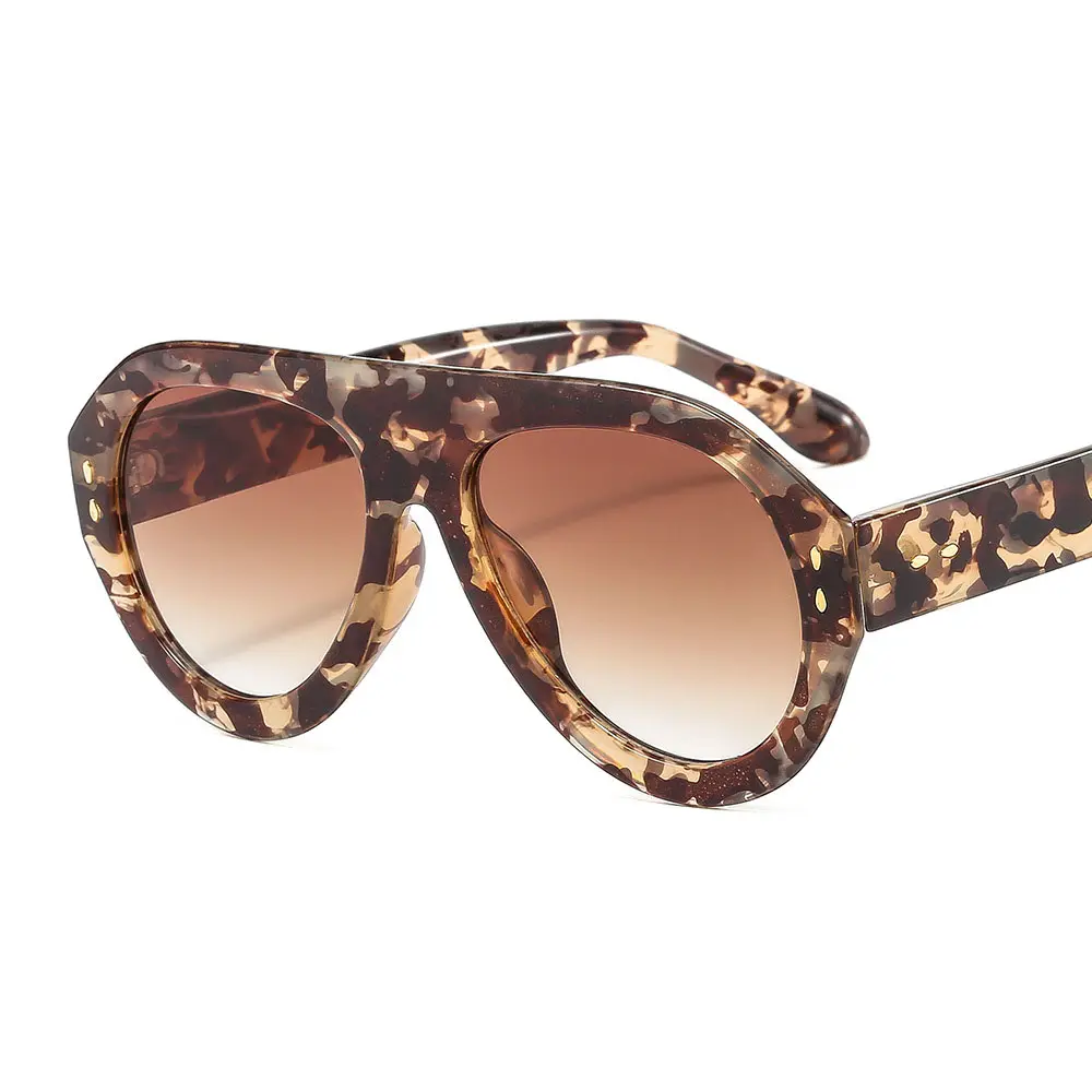 Occhiali da sole personalizzati popolari Logo cornice spessa 2022 tonalità di lusso occhiali da sole oversize all'ingrosso da donna