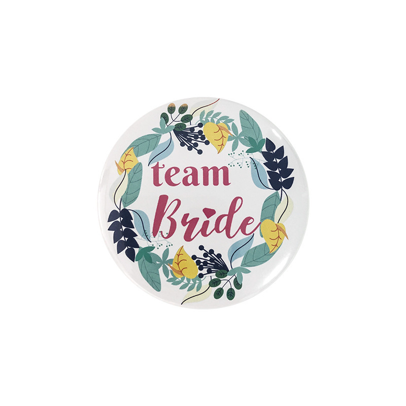 White-team bride (wreath-2)