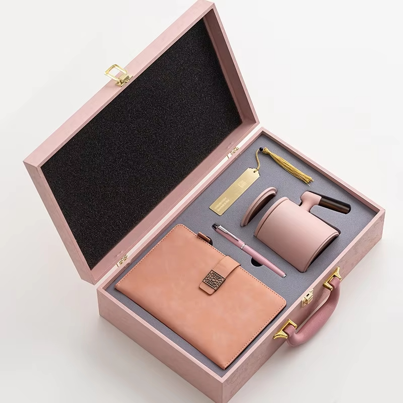 Pink four-piece set 01