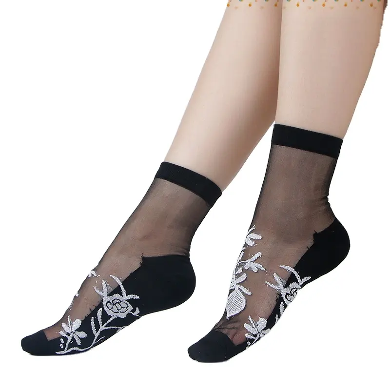 2023 mode paillettes doré et argent nouveau design Floral soie femmes chaussettes pour été cheville dentelle chaussettes