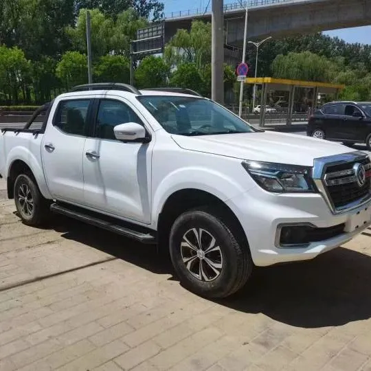 판매를 위한 저가 DONGFENG 6 두 배 오두막 LHD 픽업 트럭/4x4 가솔린 픽업