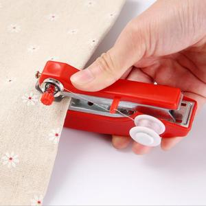 Ev kullanımı için Mini taşınabilir el DİKİŞ MAKİNESİ küçük manuel iğne araçları manuel operasyon - Product Image 2