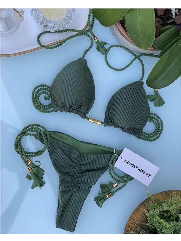 Vert foncé