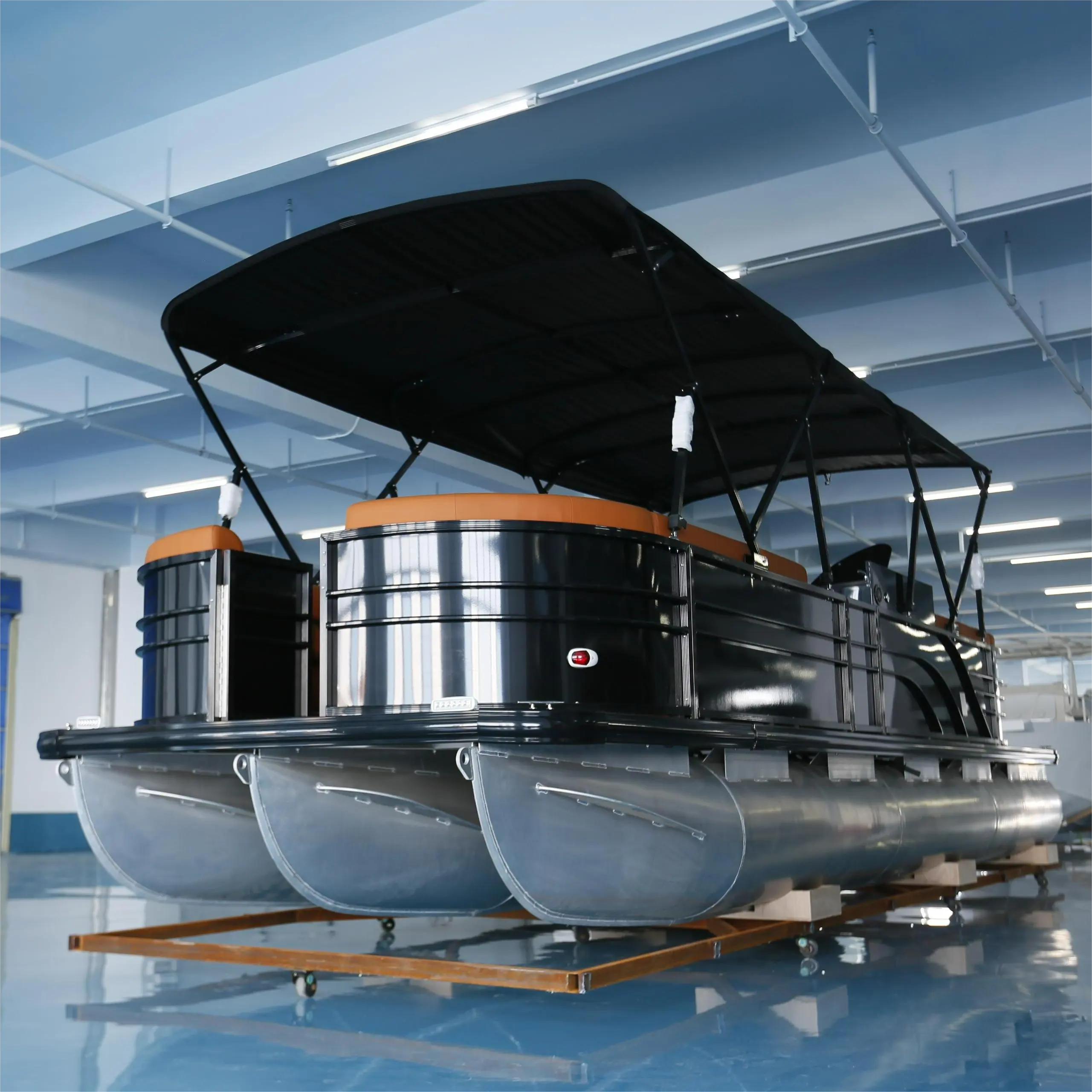 2023 חדש של סירת סירות דיג עם כיסוי מלא בר בר ריהוט שולחן, מנוע למכירה