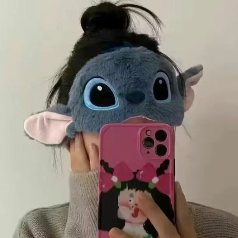 Lilo Stitch dibujos animados Anime sombrero Kawaii felpa sombreros invierno felpa espesar mantener caliente bufanda todo en uno bufanda con capucha guantes traje regalo