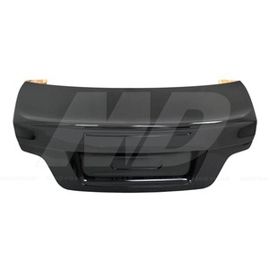 CSL สไตล์คาร์บอนไฟเบอร์ด้านหลังสำหรับ2007-2011 BMW 1 Series E82และ E82 1M - Product Image 1