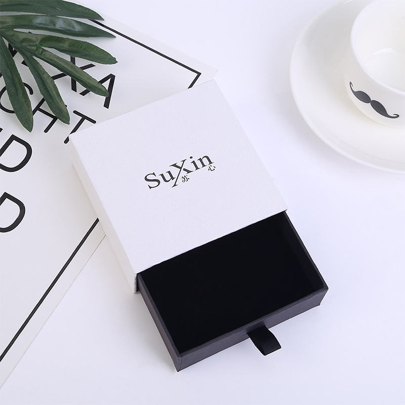 White 10X10X3.5 CM