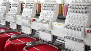 Ordenador multifunción 12 agujas 6 cabeza tapa camiseta costura Cording bordado máquina lentejuelas bordado máquina computarizada - Product Image 4