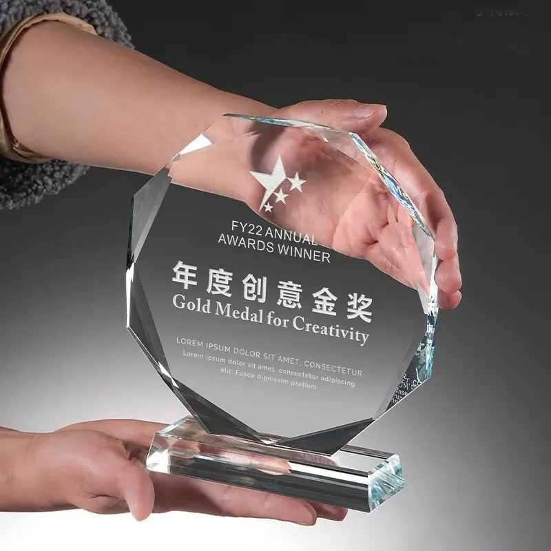 अनुकूलित ऑक्टागॉन क्रिस्टल पुरस्कार रिक्त ग्लास पुरस्कार ट्रॉफी