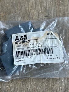Nuovo e originale Plc 1SA M40 1902 R1001 blocco contatti ausiliario 10A 240V nuovo Controller di programmazione PLC - Product Image 2
