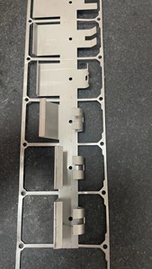 J21系列自动冲压动力冲床，用于带送料器的圆形方管冲孔 - Product Image 3