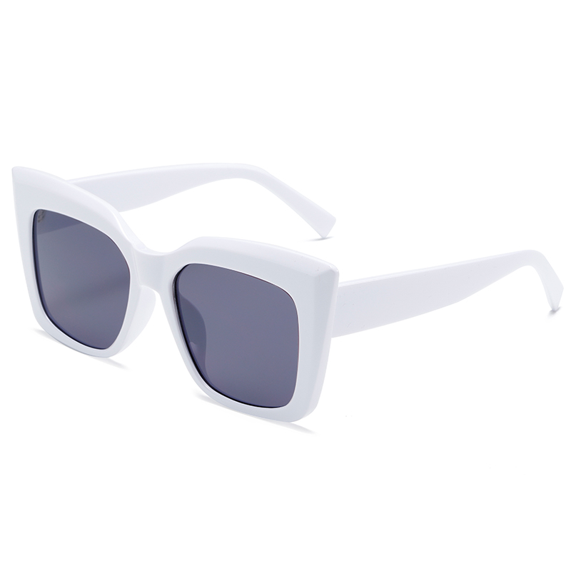 C8 : Blanc/Fumé