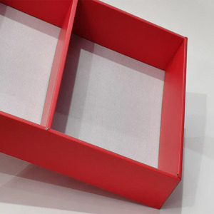 Scatola di cartone ondulata in stile semplice con carta da stampa personalizzata - Product Image 5