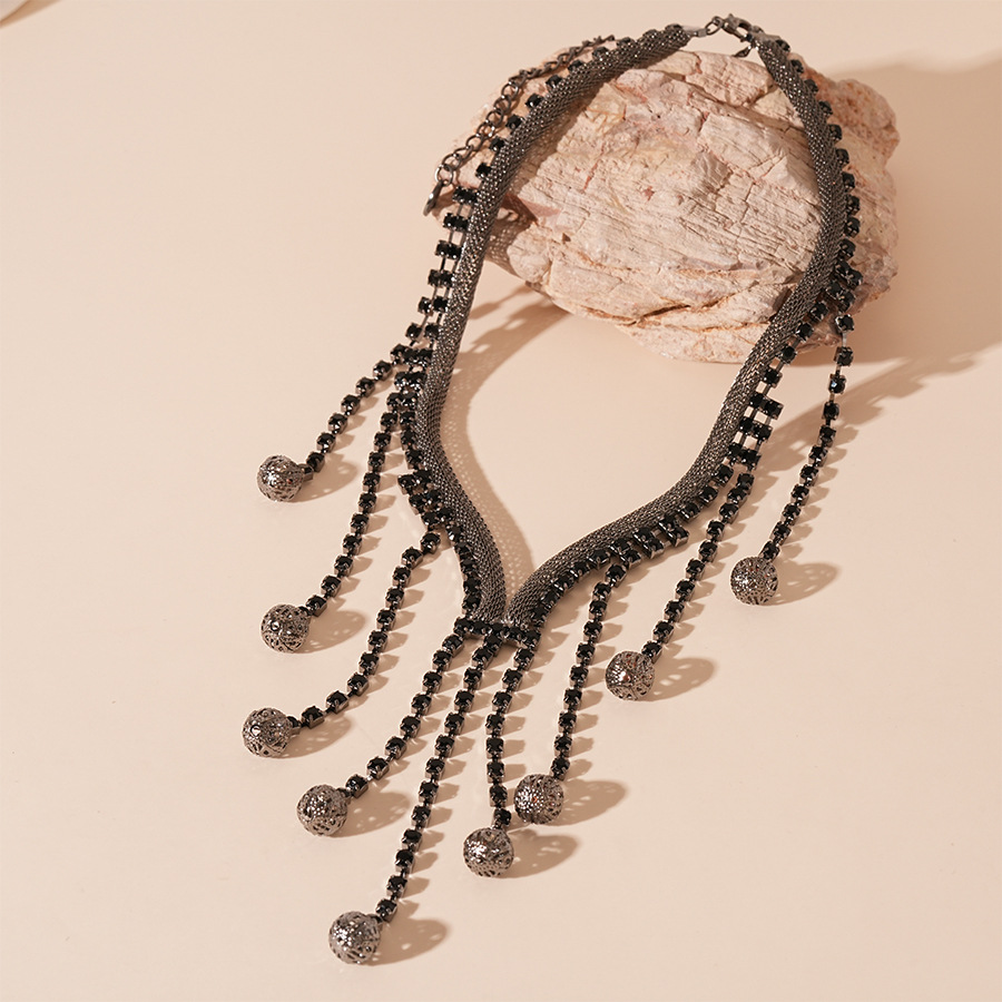 # Collier-pistolet noir