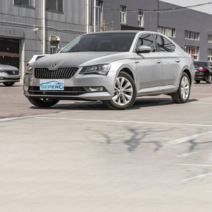 2019予算にやさしい中古シュコダ素晴らしい1.4TSIハッチバック17インチホイール低走行距離自動ギアボックスターボエンジンリア - Product Image 1