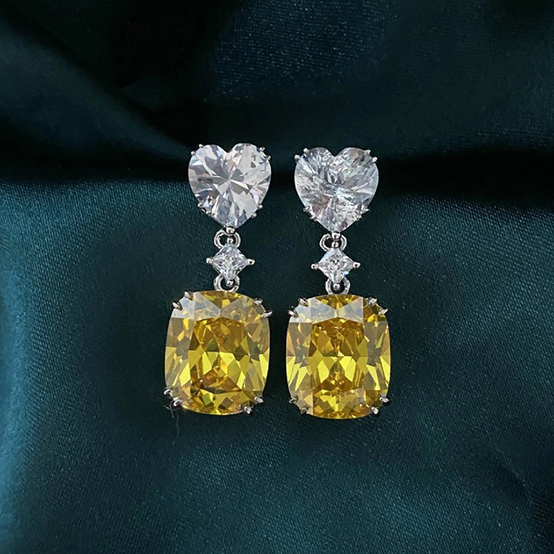 E975 yellow diamond