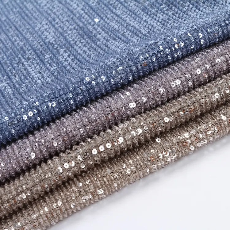 Vestidos de primavera y verano, Textiles de malla con lentejuelas, plisados, 2023