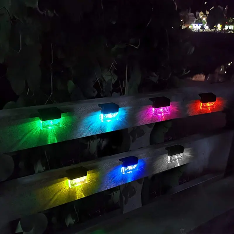 Lampu pagar tenaga surya Mini, lampu tangga Led RGB kekuatan tenaga surya luar ruangan tahan air untuk taman