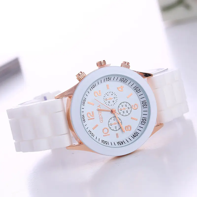 Genève Nouveau Style Montre Jelly Montre Trois Cercles Affichage Bracelet en Silicone Couleur Bonbon Montre Unisexe