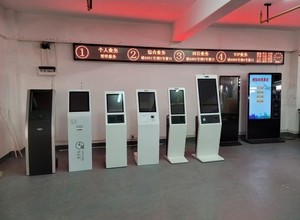 Kunden spezifische Banken/Kranken häuser/Kliniken Andere Service geräte Warteschlangen nummerierung Kunden wartungs system Token Display Queue System - Product Image 2