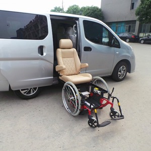 移動が制限されている高齢者向けにカスタマイズ可能な回転式カーシート付きの高級車椅子をアップグレード - Product Image 2