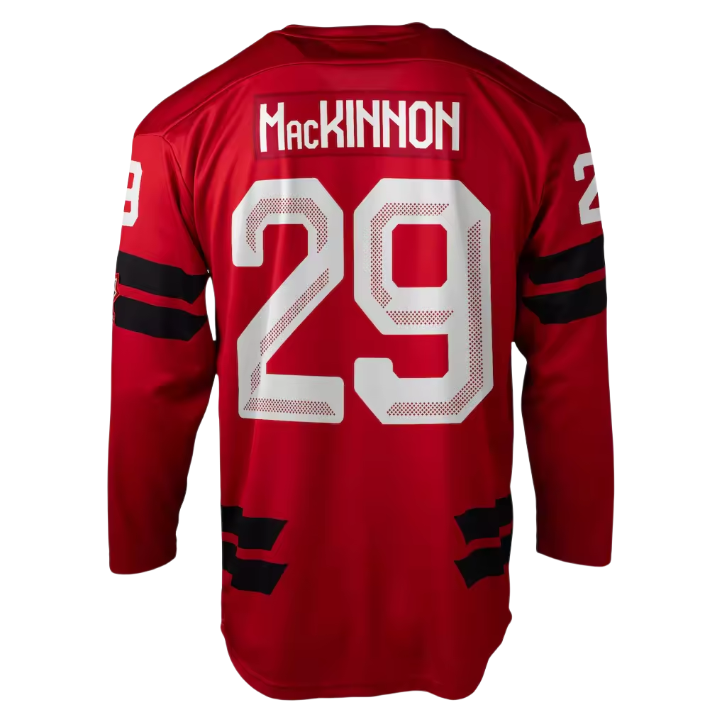 29 MacKinnon Red