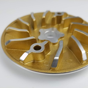 新设计的新vario 150皮带轮组变速装置，用于赛车踏板车
