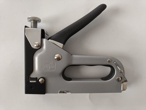 Oem Hỗ Trợ Thảm Sửa Chữa Công Cụ Trang Trí Nội Thất <span class=keywords><strong>Stapler</strong></span> Thép Nhiệm Vụ Nặng Nề Của Nhãn Hiệu Bọc 4-14 Staple Gun - Product Image 2
