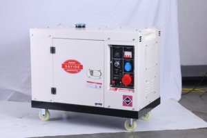Generador diésel silencioso de 10kVA, motor de marca trifásico único portátil, modelo 8/910 kW Kva, alternador bajo - Product Image 3