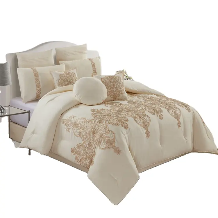 Couette en microfibre de Polyester, ensemble de literie de luxe avec broderie pour salon