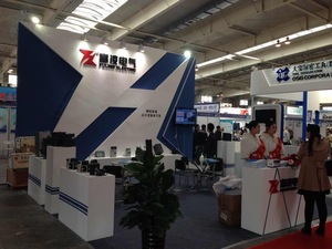 China stellt direkt Eingang 380V 3-Phasen-Ausgang VFD-Frequenz umrichter ausrüstung her Modulare Maschinen anwendungen - Product Image 4