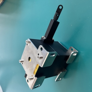 Intervallo di misura 3000 mm opzione di uscita analogica programmabile IP67 Encoder a fune posizione di tiraggio lineare - Product Image 2