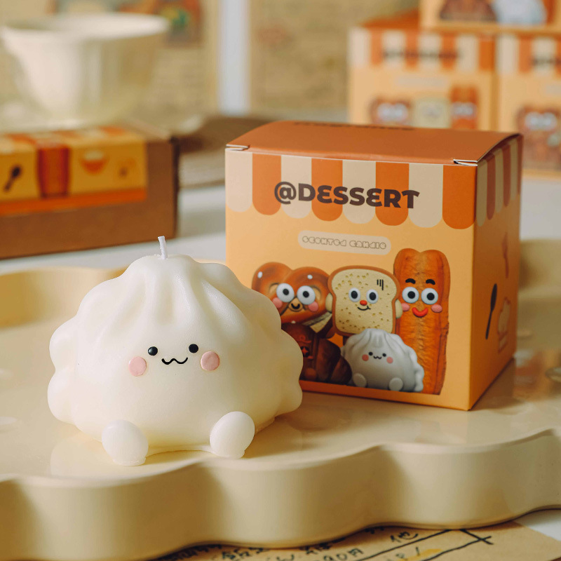 Dumpling Smacker (Fragrance: English Pear & Freesia)