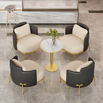 Groupe A : 4 tables individuelles d'un diamètre de 60 mm.