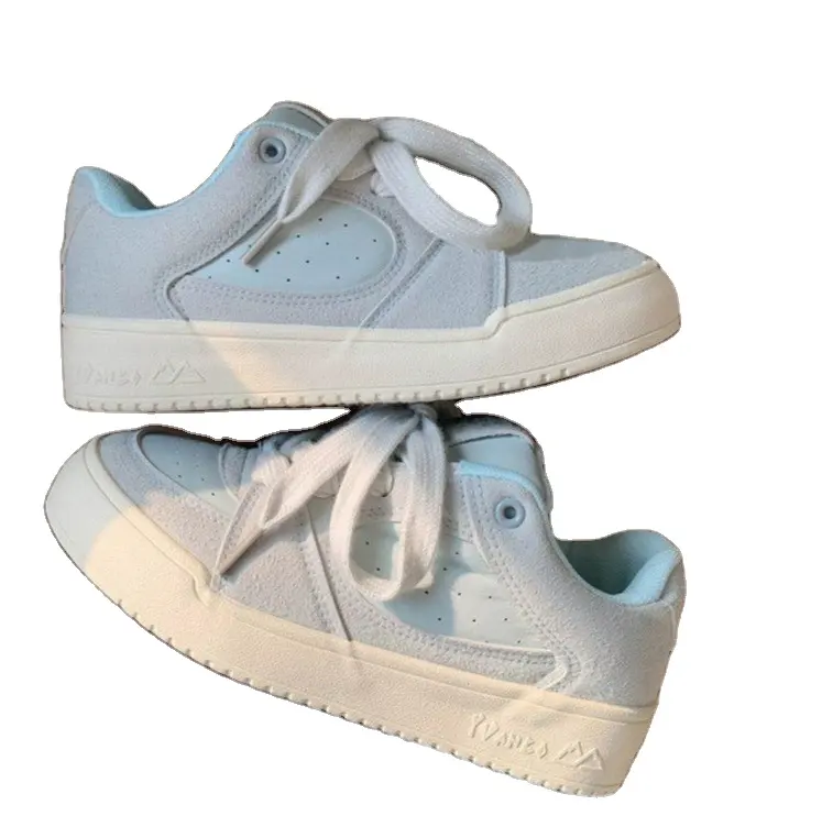 La nueva tendencia de zapatos de cuero para mujer en primavera 2024 moño de suela gruesa zapatos casuales para caminar para mujer