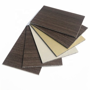 Alta qualità del foglio <span class=keywords><strong>ACP</strong></span> del pannello composito di alluminio di 3mm 4mm per il rivestimento della parete della decorazione dell'interno