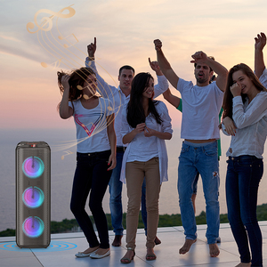 USB personalizable de 40W para altavoz Bluetooth con alta calidad de sonido e iluminación LED RGB multifunción conveniente para uso en computadora