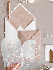 Tùy Chỉnh Sang Trọng Nhung Màu Hồng Màu Be Phong Bì Vòm Rõ Ràng Frosted Acrylic Thiệp Cưới Thiệp Mời Guilded Với Lá Vàng Rsvp Thẻ - Product Image 3