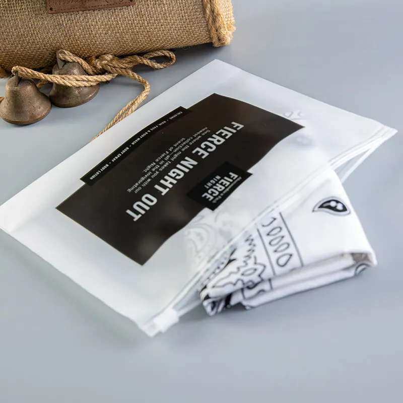 Bolsa ziplock personalizada para embalaje de ropa, cremallera esmerilada o biodegradable con su logotipo