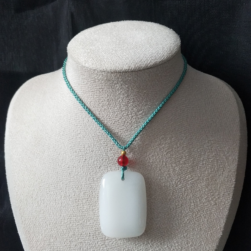 Amuleto de la suerte de pan de cuerda verde-blanco