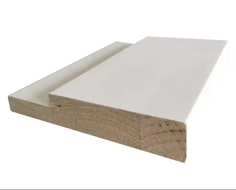 Revestimiento de Gesso blanco y imprimación a base de agua articulado y borde de madera pegada marco de puerta de jamba de puerta exterior de pino Radiata