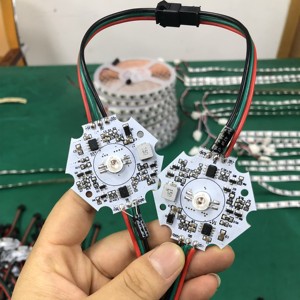 3W ad alta potenza WS2811 controllata ha condotto il modulo pixel DC12-24V ingresso RGB indirizzabile full color Pixel Luce