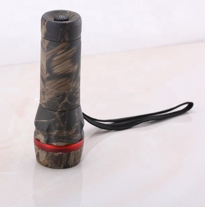 3 chế độ làm việc EDC xách tay đèn pin Camo Thiết kế LED Torch - Product Image 2