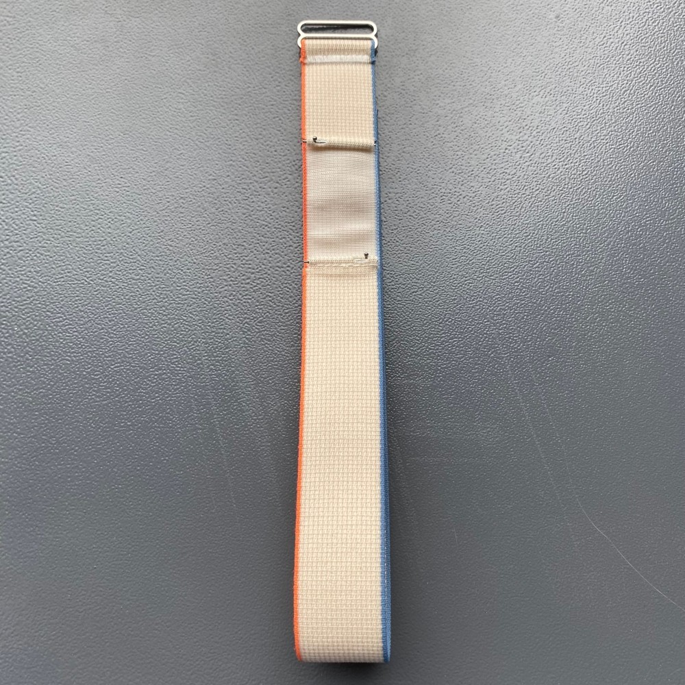 Naranja con beige